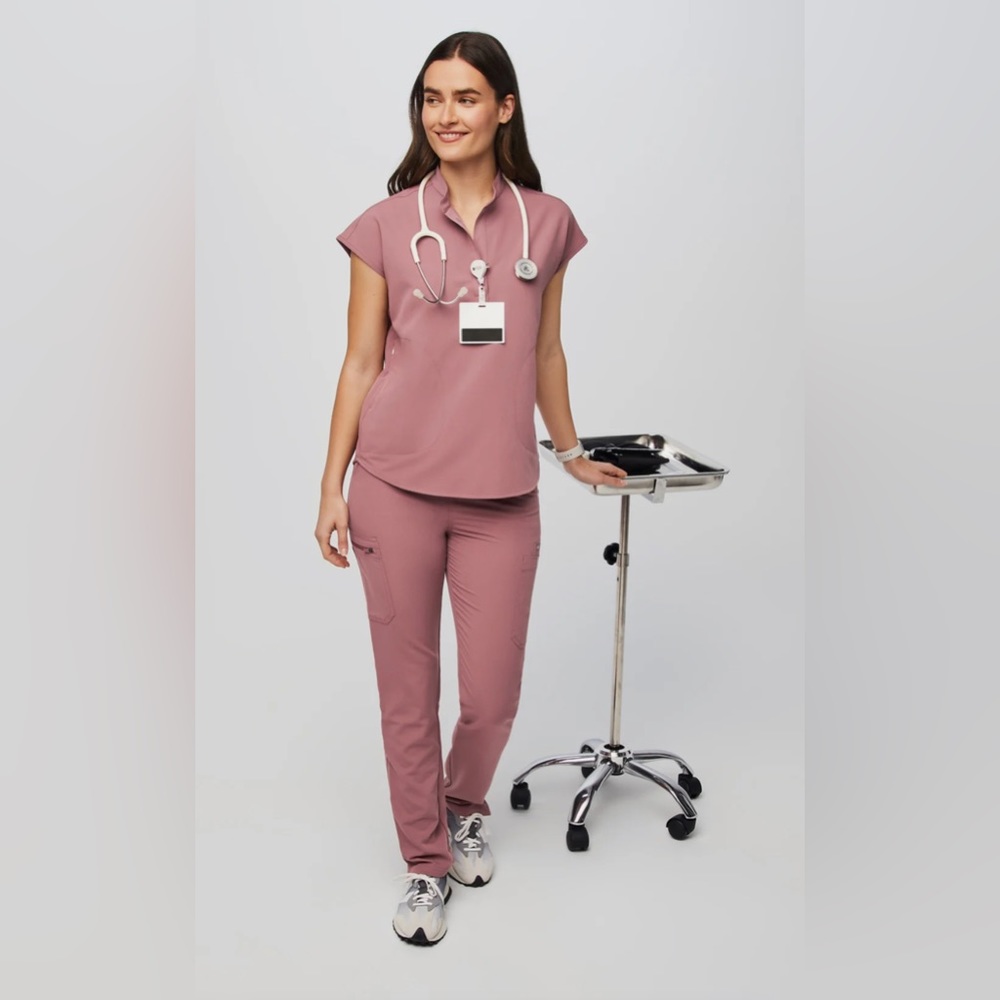 Figs Mauve Livingston Basic Scrub Pants & Mauve Rafaela Mandarin Collar Top XS